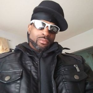 Meet your Posher, Tom